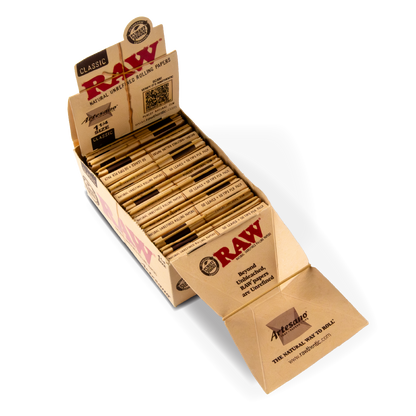 RAW Rolling Papers: Classic Artesano - 1 1/4 (15 Pack)